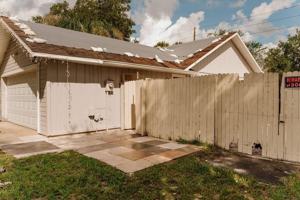 featured image of 440 Berwick Cir #2