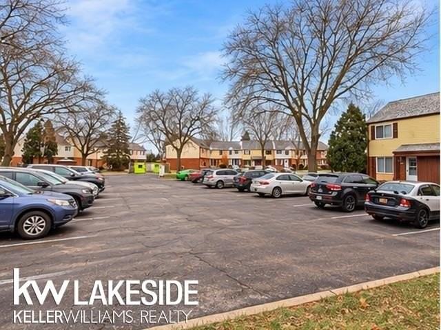 8439 Hickory Dr - Photo 3 of 19