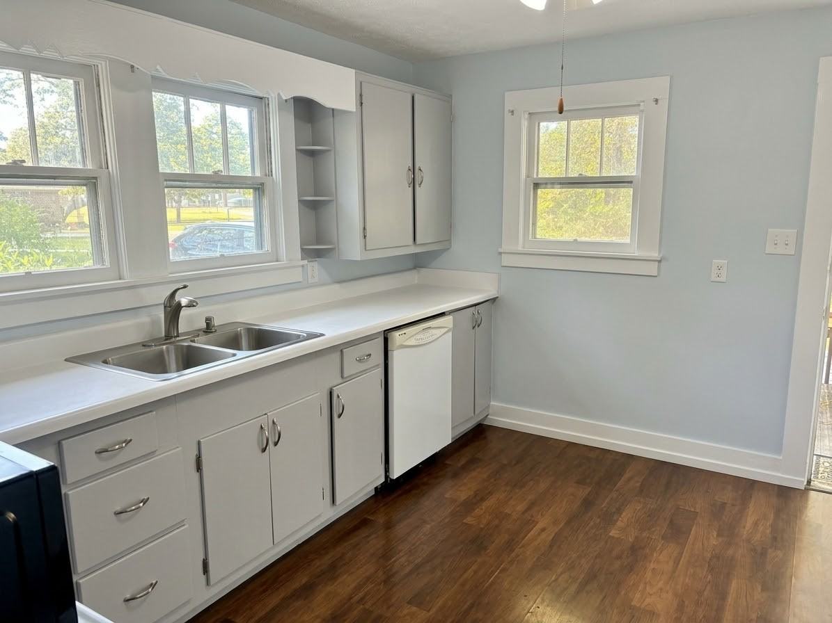1705 Mcdowell St #1 - Photo 4 of 22
