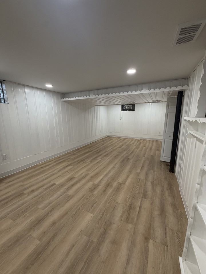 115 Elias Dr #1 - Photo 3 of 17