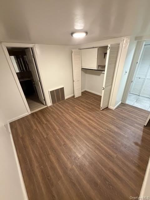 537 117th St - Photo 2 of 8