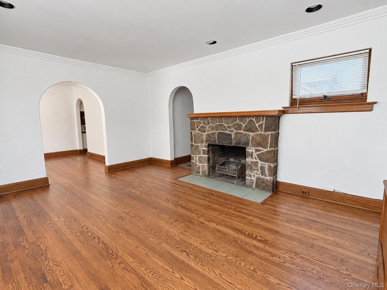 72 Primrose Ave - Photo 2 of 30