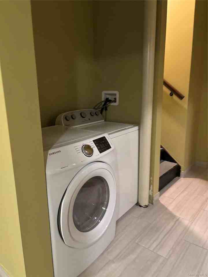 106 Ditmarts Boulevard - Photo 7 of 9