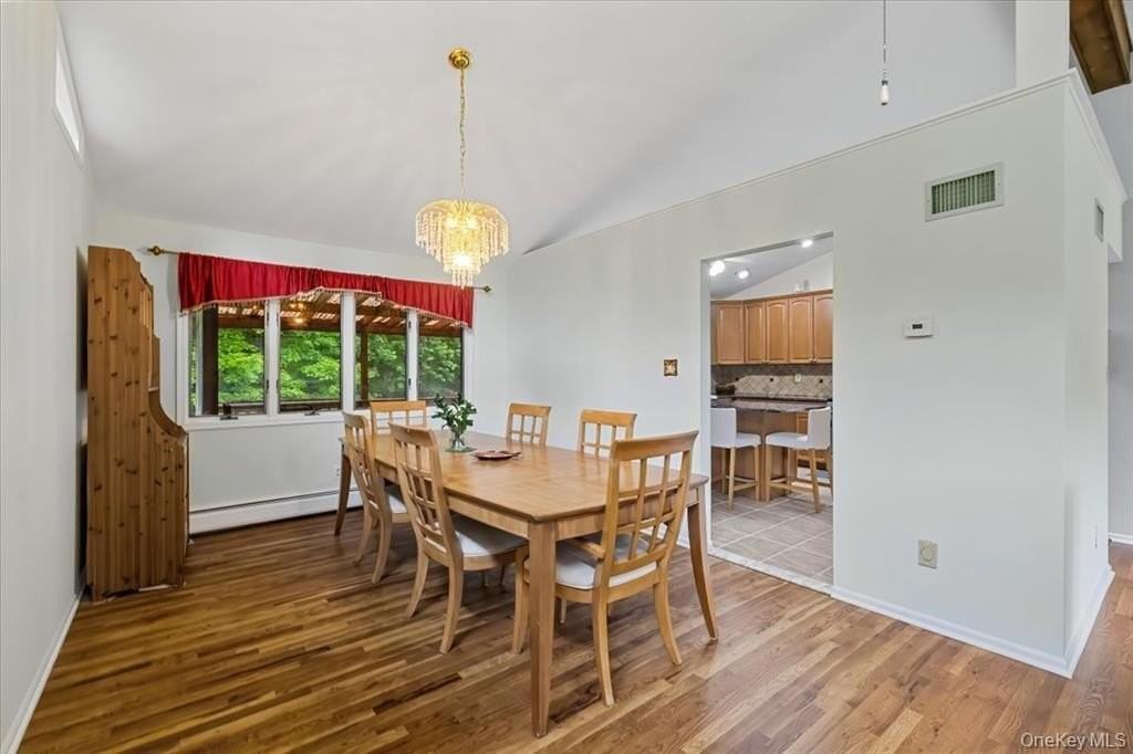 60 Smith Hill Rd - Photo 7 of 27