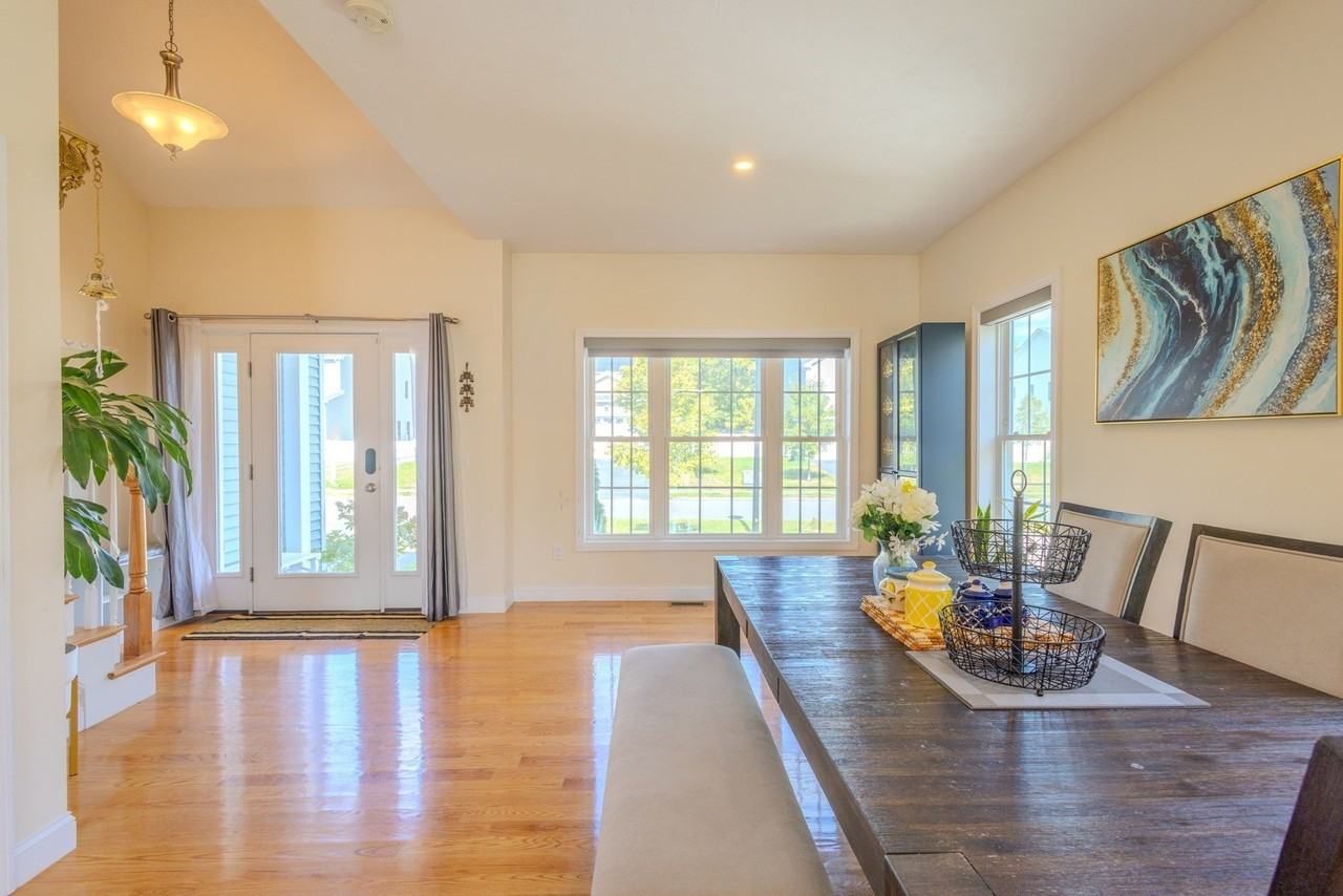 9 Lovers Ln - Photo 6 of 31
