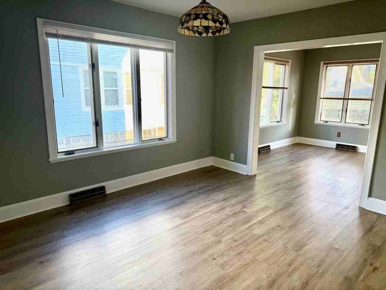 49 Thornton St - Photo 6 of 19