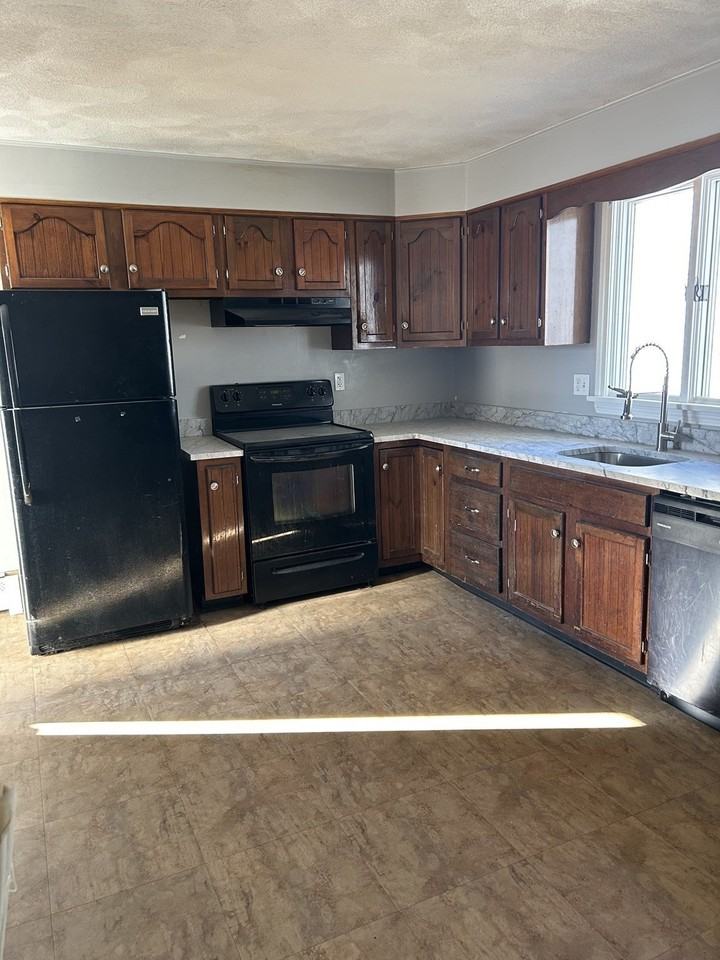 123 East St #1 - Photo 2 of 22