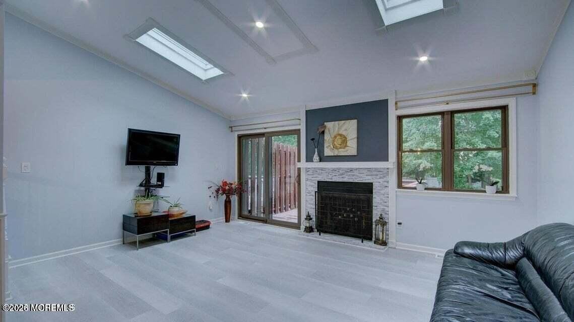 57 Chestnut Way #5-7 - Photo 5 of 20