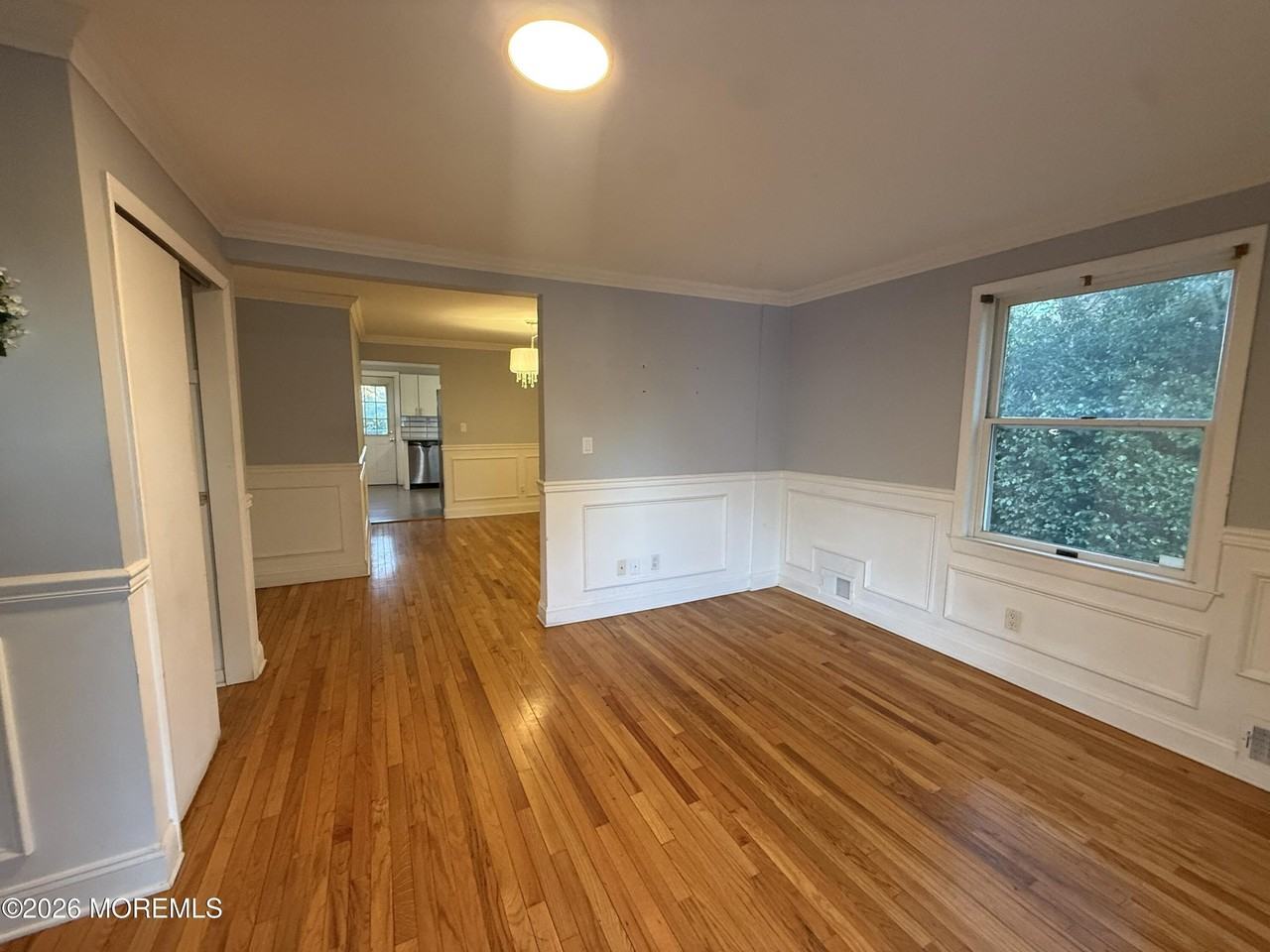 316 Hillside Ave - Photo 7 of 28