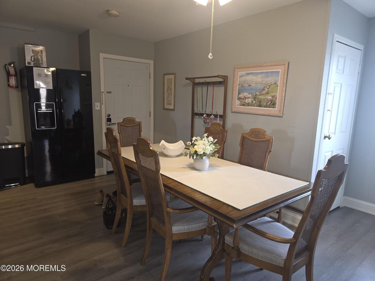 720 Boulevard - Photo 4 of 10