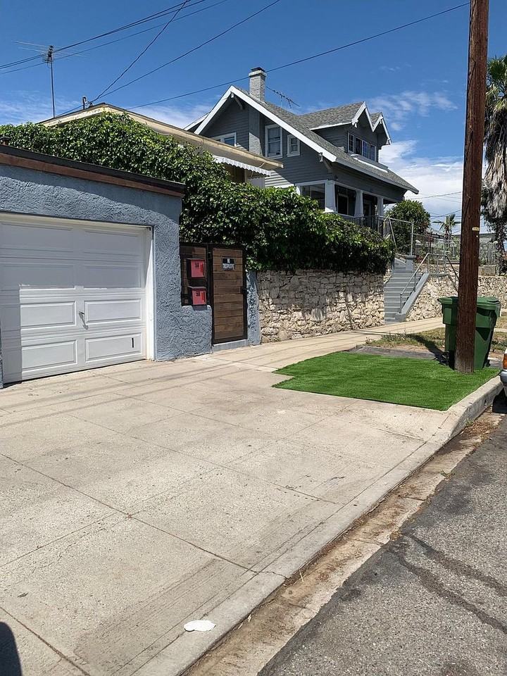 560 W Santa Cruz St #1 - Photo 3 of 9