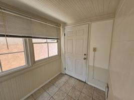 featured image of 657 W Oliver St #1
