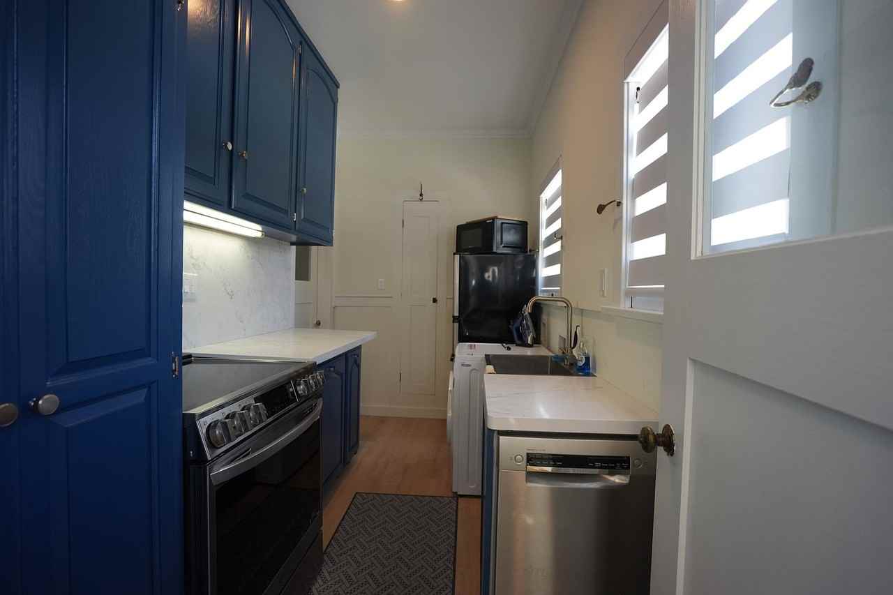 800 S Citrus Ave #1 - Photo 6 of 10