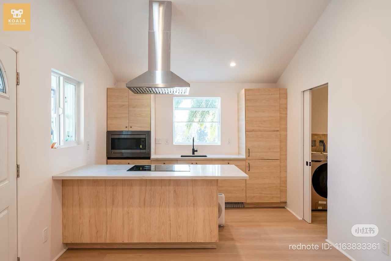 1152 W Kensington Rd #1 - Photo 7 of 8