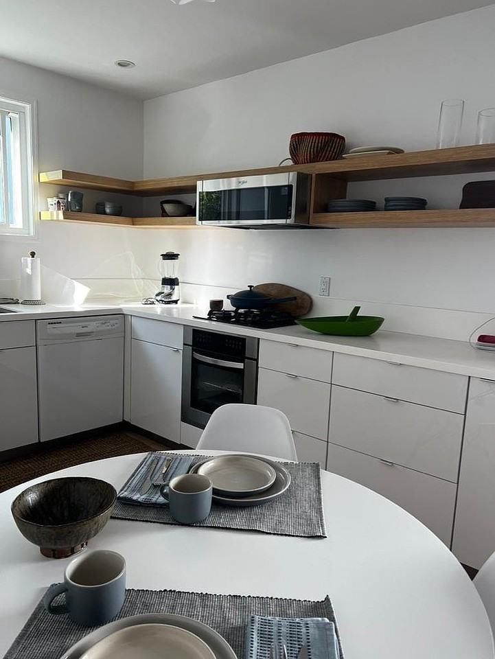 1246 Palms Blvd #1 - Photo 6 of 10