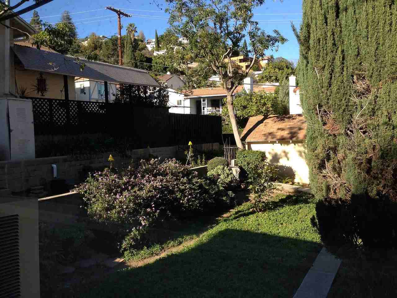 1637 Rendall Pl #1 - Photo 3 of 10
