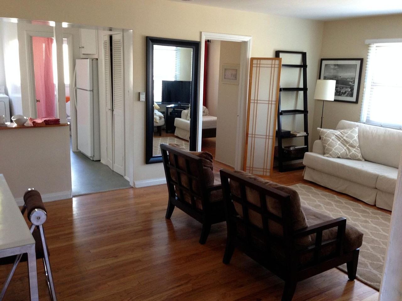 1637 Rendall Pl #1 - Photo 4 of 10