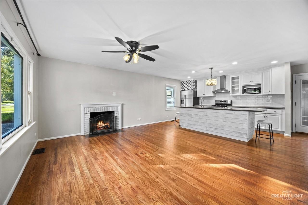 1114 S President St - Photo 3 of 17