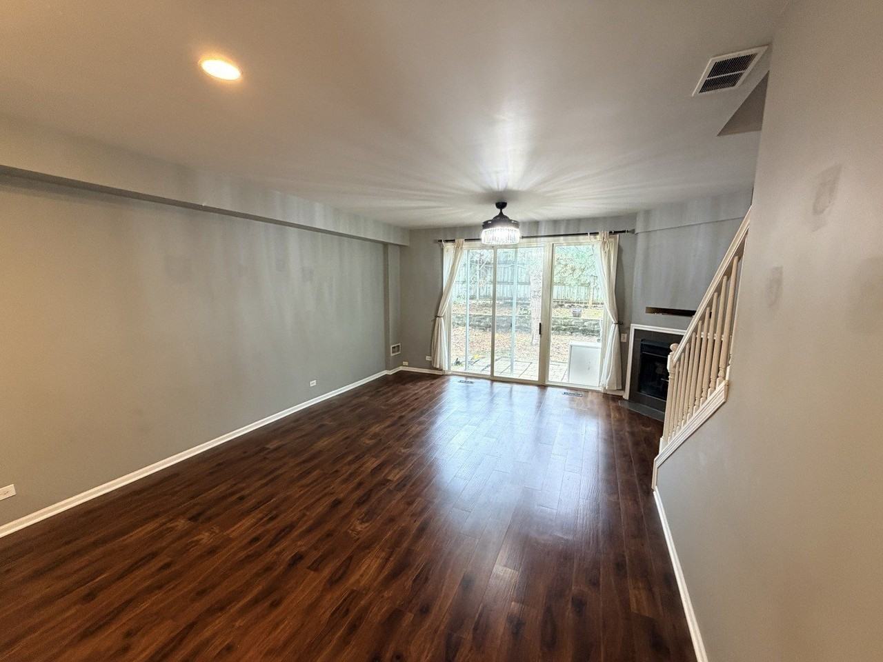 2518 Carrolwood Rd - Photo 5 of 9