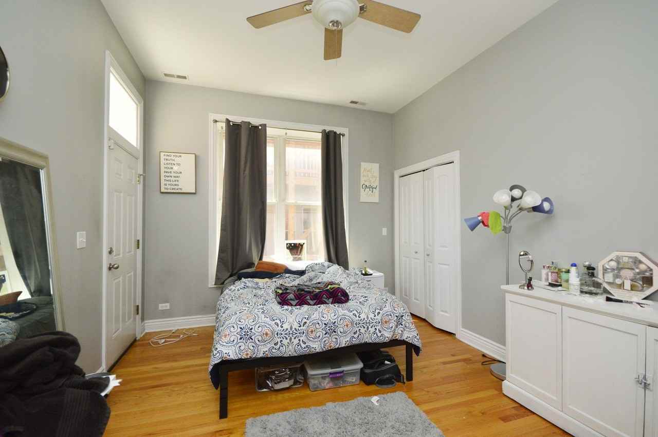 2554 W Augusta Blvd #2 - Photo 5 of 11