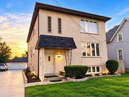 featured image of 7838 Garden Ln #1