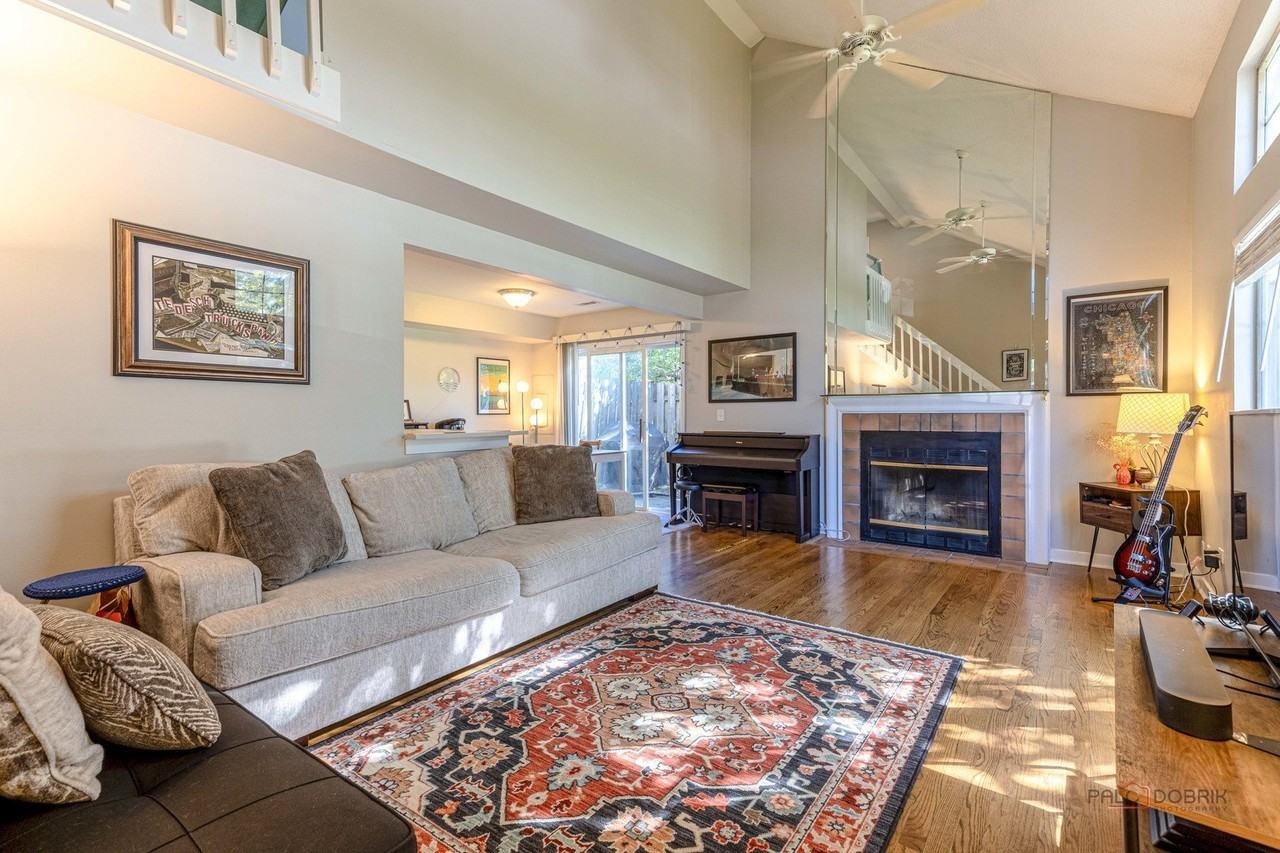 1230 N Knollwood Dr - Photo 3 of 23