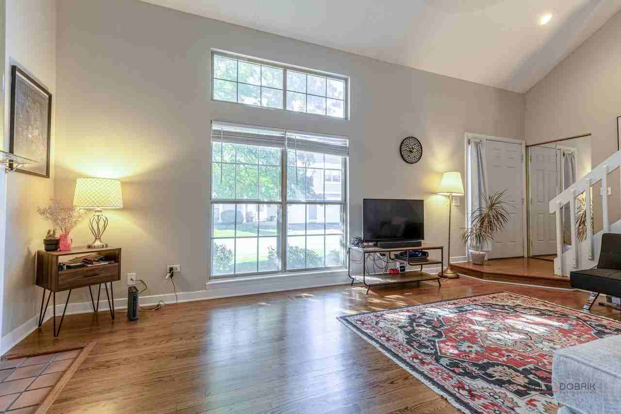 1230 N Knollwood Dr - Photo 6 of 23