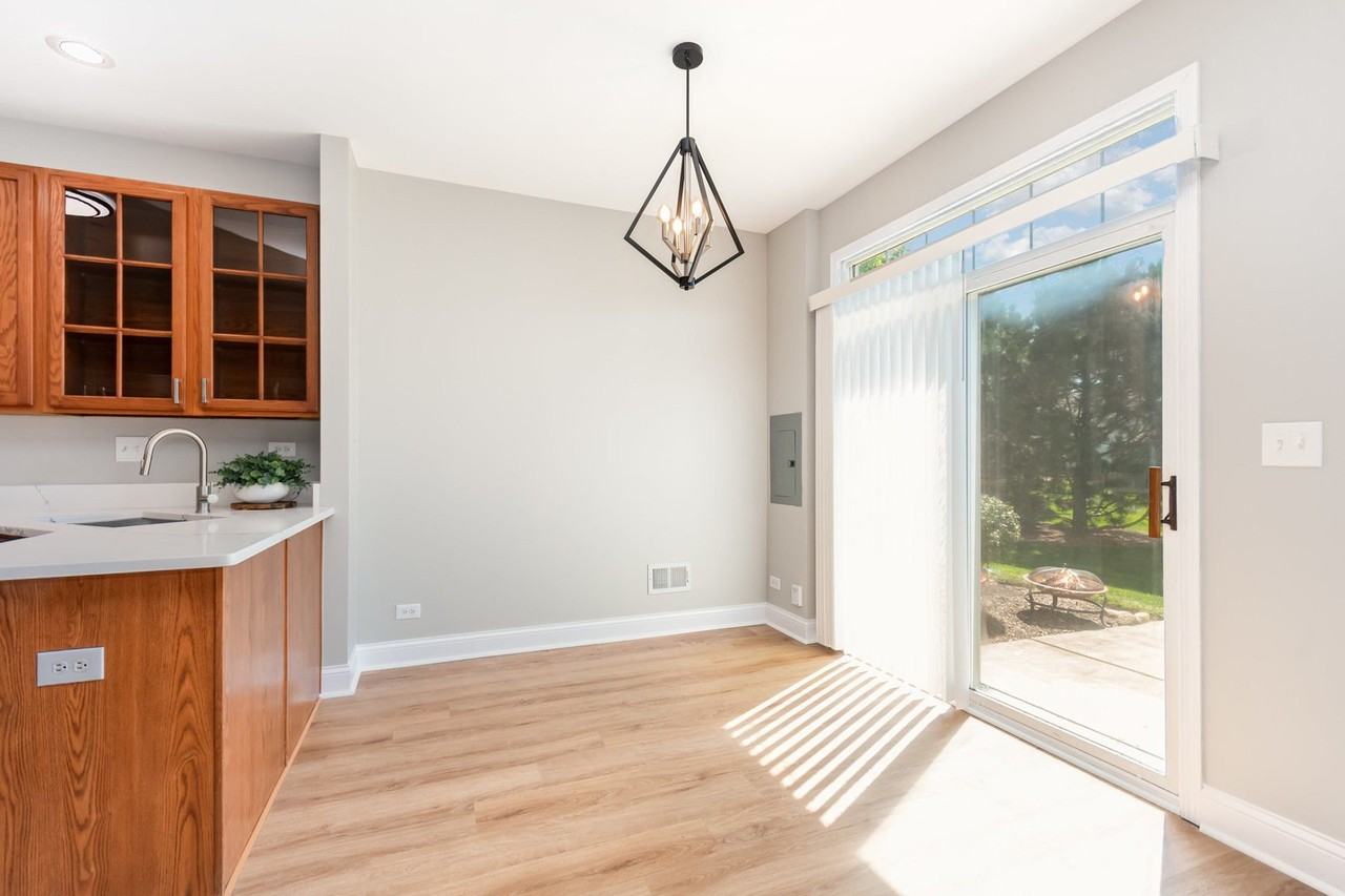 206 Barrett Dr #D - Photo 6 of 38