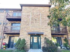 featured image of 1364 N Geneva Dr #2A