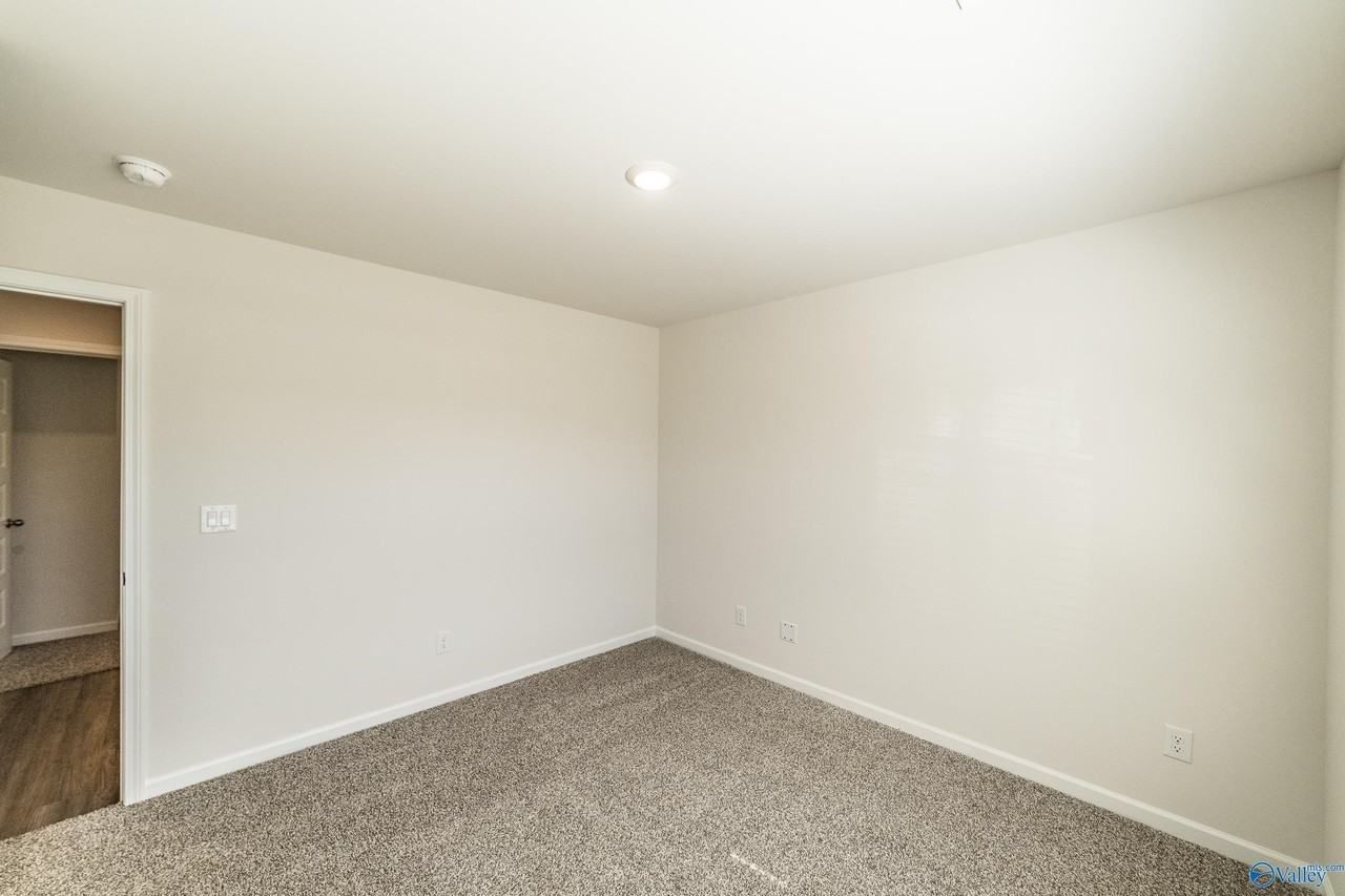 153 List Rd - Photo 7 of 45