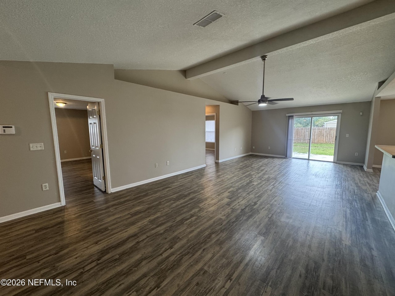 8109 Timber Point Dr - Photo 2 of 15