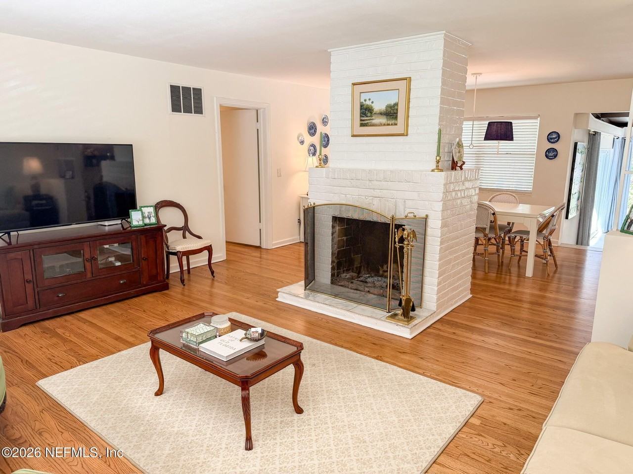 2011 Sweet Briar Ln - Photo 5 of 26