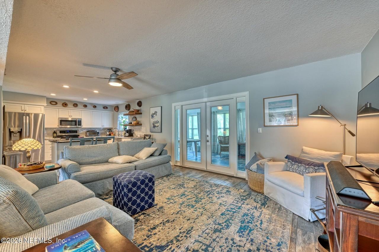 2233 Seminole Rd #32 - Photo 5 of 27