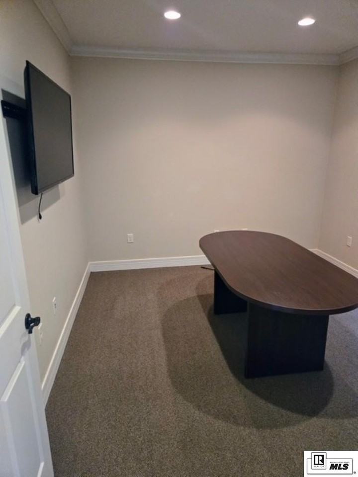 117 Julia St - Photo 5 of 9