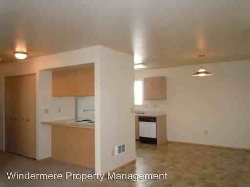 2428 Orleans St - Photo 3 of 9