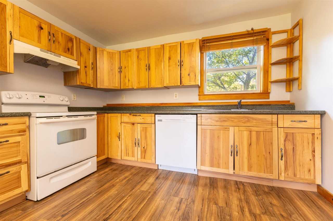 264 Chestnut St #2 - Photo 4 of 12