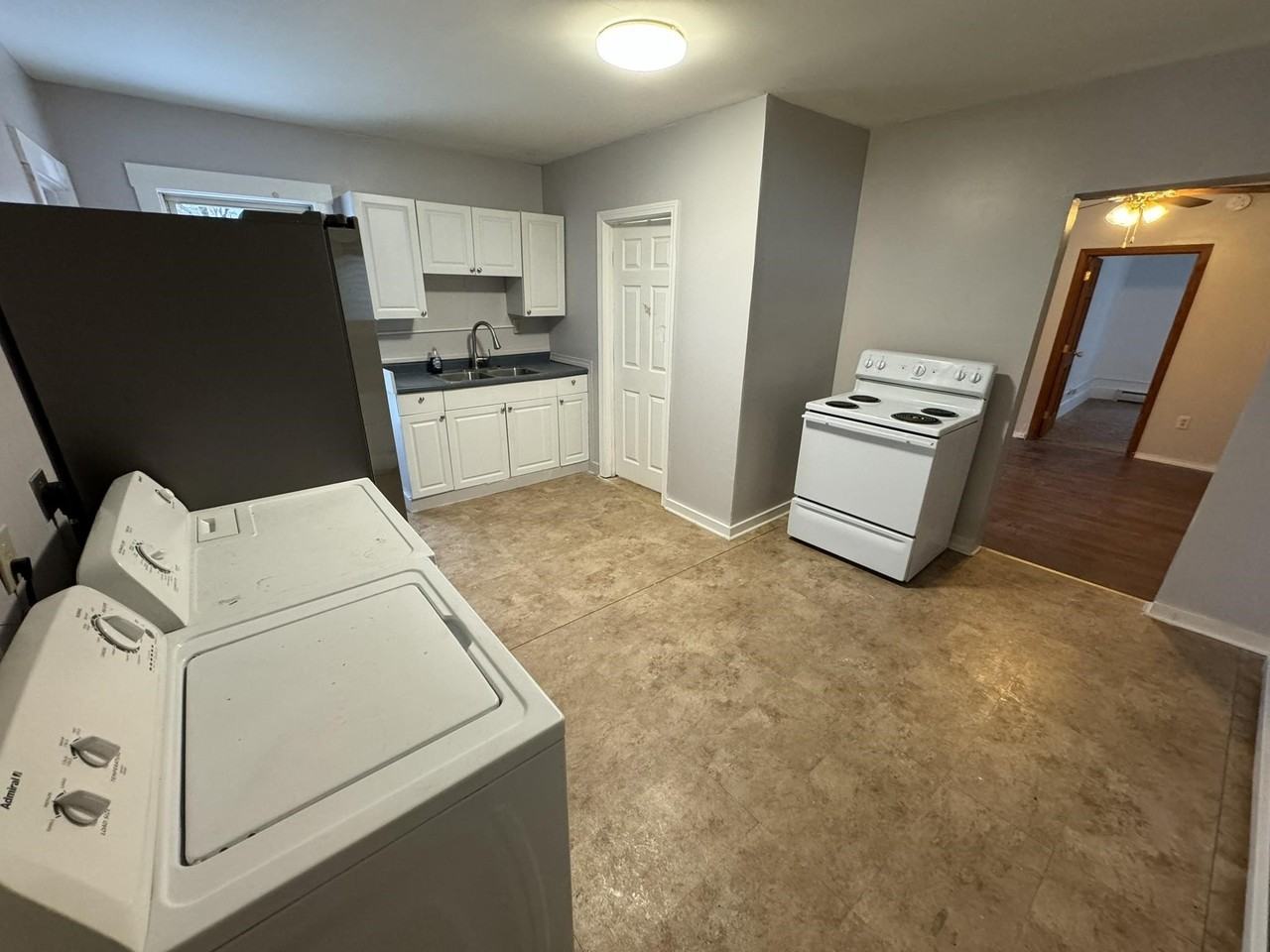 100 Hanover St - Photo 3 of 11