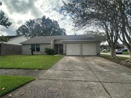 featured image of 101 Celeste Cir