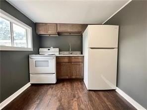 1013 Wilkinson St - Photo 7 of 11