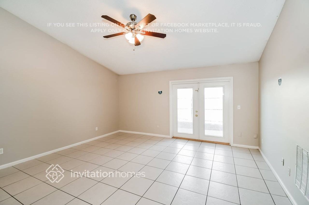 4359 Hanging Moss Dr - Photo 3 of 17