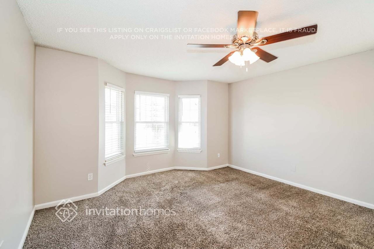 4359 Hanging Moss Dr - Photo 7 of 17