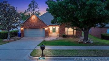 featured image of 3404 N Battle Creek Dr