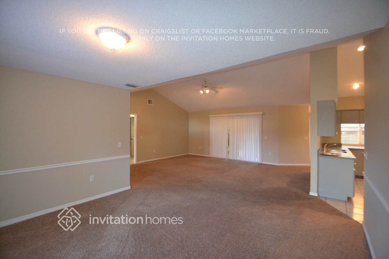 4211 Arrow Dr - Photo 2 of 19
