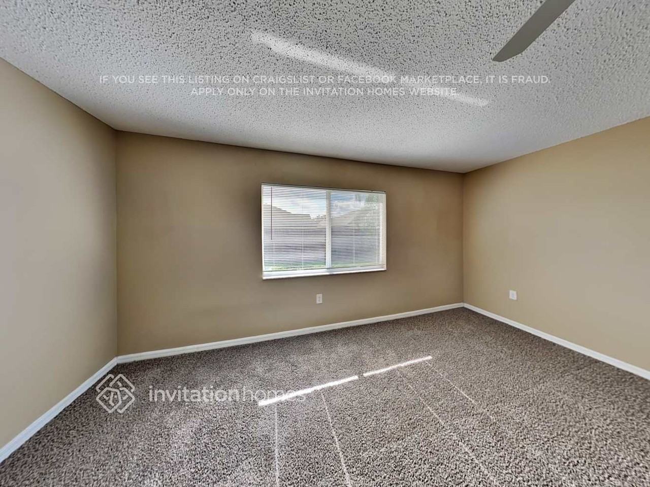 563 Lindsay Anne Ct - Photo 7 of 18