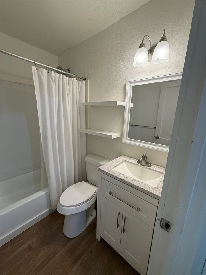 1482 Burger St - Photo 7 of 26