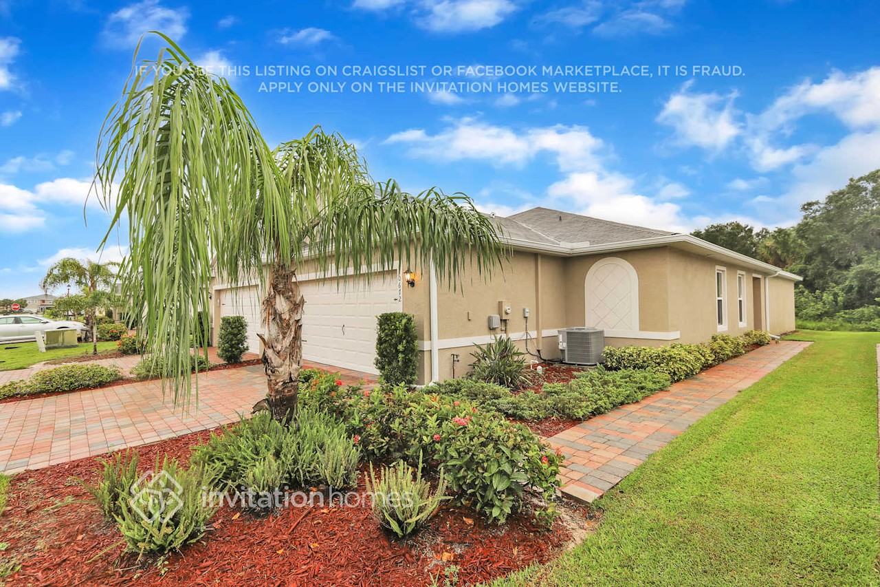 10672 Crossback Ln - Photo 3 of 27