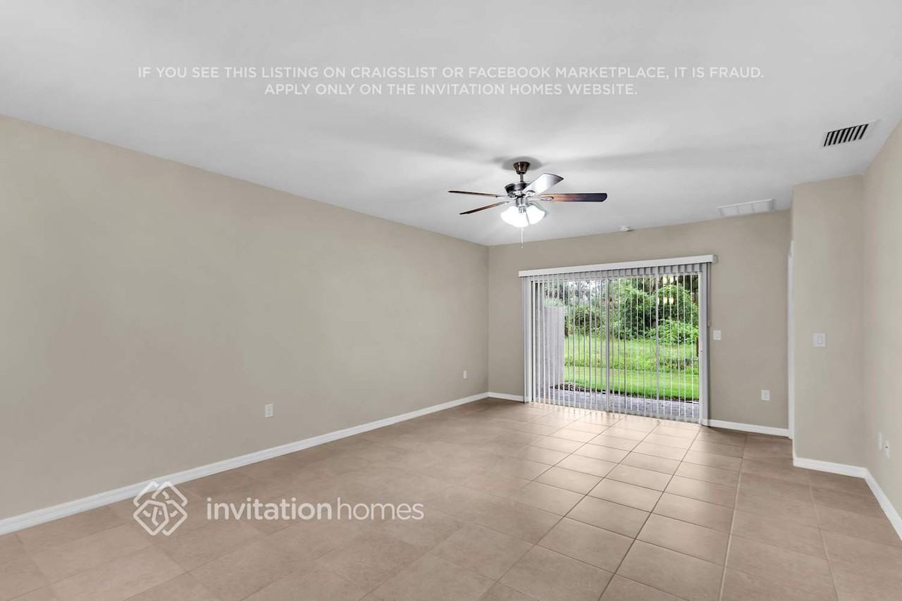 10672 Crossback Ln - Photo 4 of 27