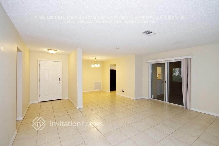 600 Sunrise Dr - Photo 3 of 21