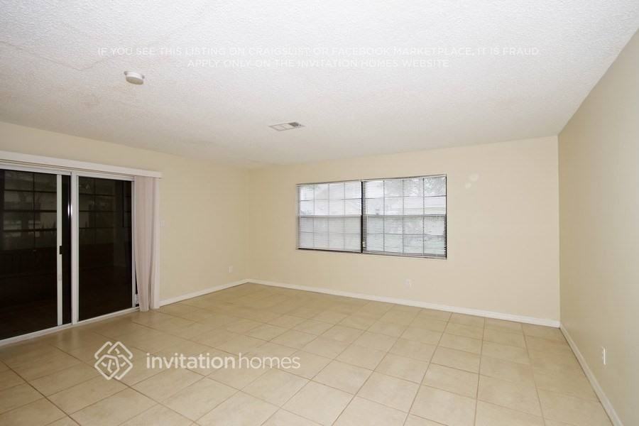 600 Sunrise Dr - Photo 4 of 21