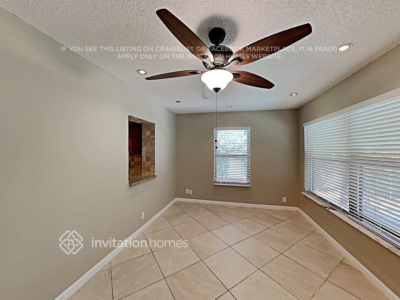 917 Se 16th Pl - Photo 5 of 16